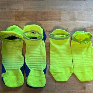 Lot  of 2 Men's Medium 8-9.5 Nike Spark Dri Fit No Show Running Tab Socks